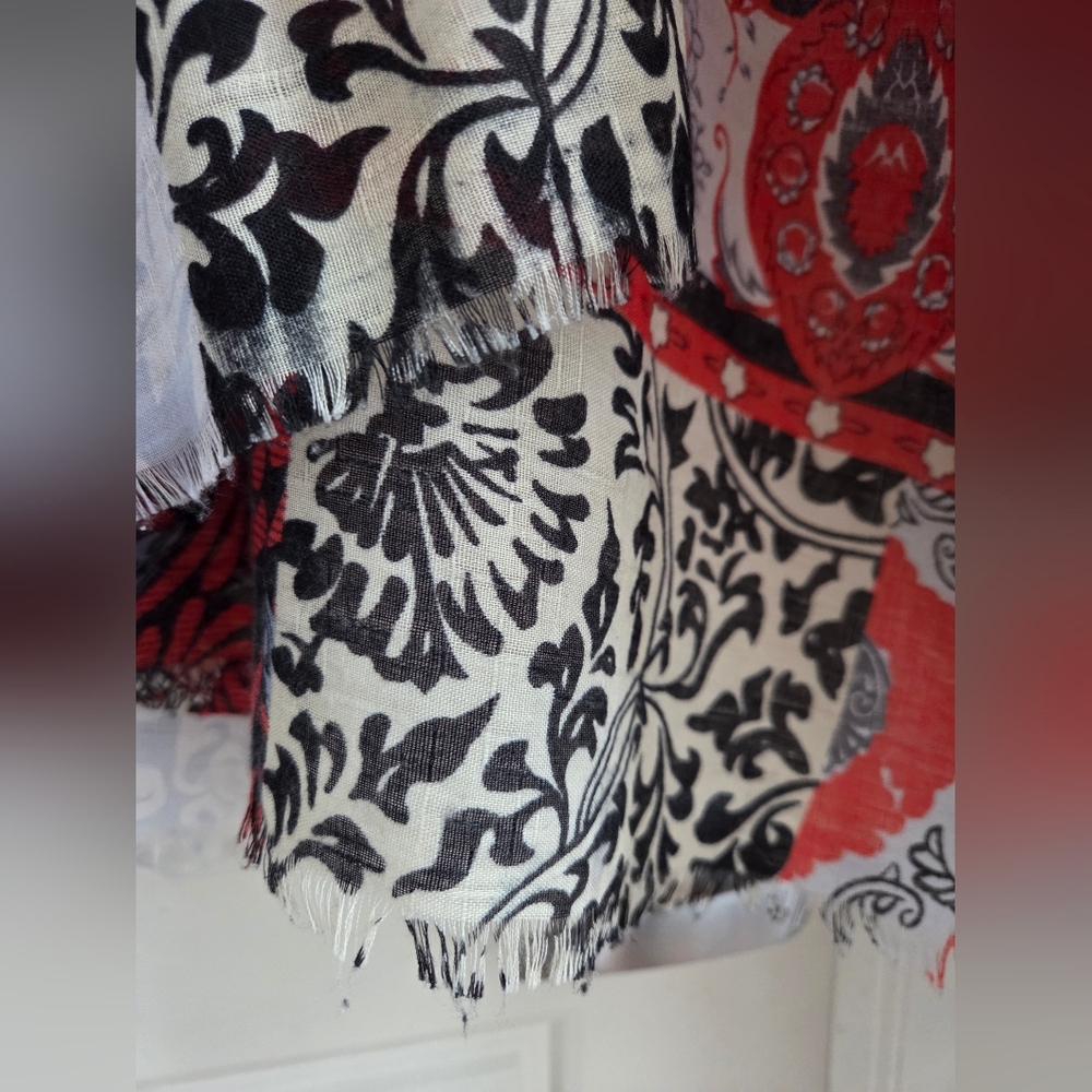 Black and Red Boho Womens Lightweight Kimono - Picture 2 of 12